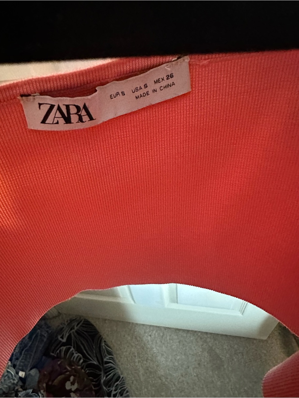 Zara Pink Puff-Sleeve Crop Top - Picture 3 of 3